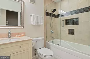 12908 Fair Briar Ln, Fairfax, VA 22033 - Photo 24