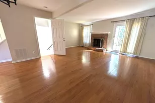8241 Clifton Farm Ct, Alexandria, VA 22306 - Photo 6