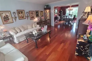 10406 Dunn Meadow Rd, Vienna, VA 22182 - Photo 12