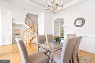 1552 Red Twig Ln, McLean, VA 22101 - Photo 6