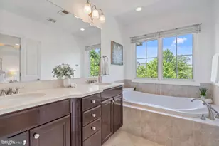 1552 Red Twig Ln, McLean, VA 22101 - Photo 14