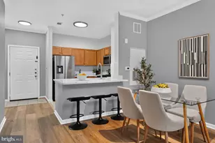 5172 William Colin Ct, Centreville, VA 20120 - Photo 4