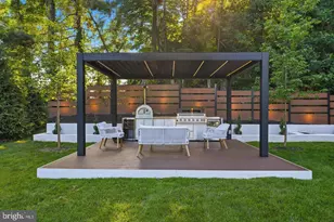 1124 Savile Ln, McLean, VA 22101 - Photo 136