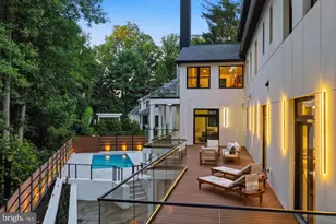 1124 Savile Ln, McLean, VA 22101 - Photo 128