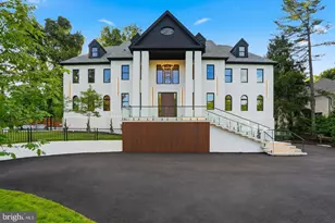 1124 Savile Ln, McLean, VA 22101 - Photo 4