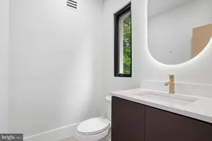 1124 Savile Ln, McLean, VA 22101 - Photo 58