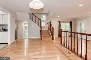 11748 Great Owl Cir, Reston, VA 20194 - Photo 6