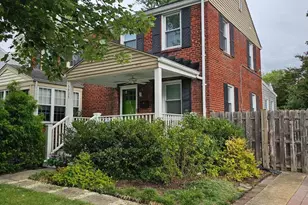 5925 Monticello Rd, Alexandria, VA 22303 - Photo 2