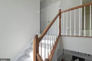 13901 Gothic Dr, Centreville, VA 20121 - Photo 24