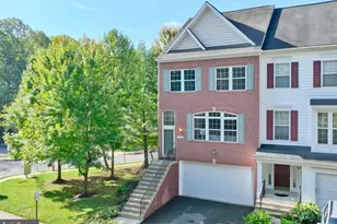 13901 Gothic Dr, Centreville, VA 20121 - Photo 2