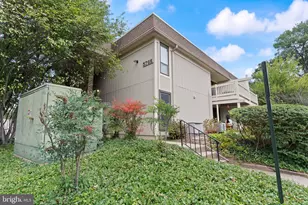 5766 Rexford Ct, Springfield, VA 22152 - Photo 1