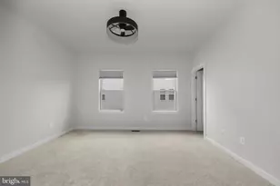 2128 Glacier Rd, Herndon, VA 20170 - Photo 24