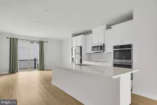 2128 Glacier Rd, Herndon, VA 20170 - Photo 12