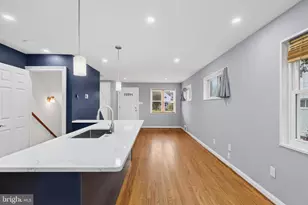 2113 Rollins Dr, Alexandria, VA 22307 - Photo 4