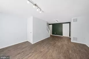 6472 Brick Hearth Ct, Alexandria, VA 22306 - Photo 32