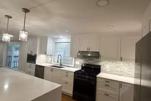 2281 Dosinia Ct, Reston, VA 20191 - Photo 6