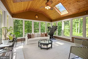 431 Olympia Way, Great Falls, VA 22066 - Photo 34