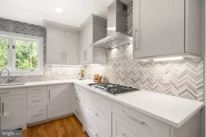 431 Olympia Way, Great Falls, VA 22066 - Photo 22