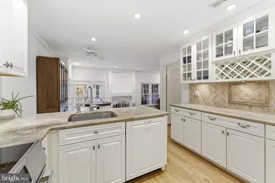 6659 Madison McLean Drive N, McLean, VA 22101 - Photo 4