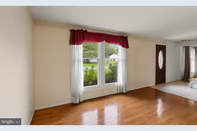 12630 Etruscan Drive, Herndon, VA 20171 - Photo 6