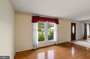 12630 Etruscan Dr, Herndon, VA 20171 - Photo 6