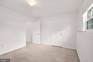 7369 Rhondda Dr, Lorton, VA 22079 - Photo 2
