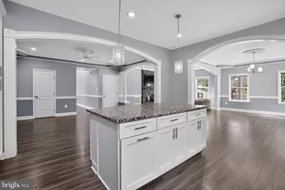 [Address not provided], Fairfax, VA 22030 - Photo 6
