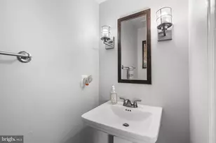 5608 Schoolfield Ct, Centreville, VA 20120 - Photo 14