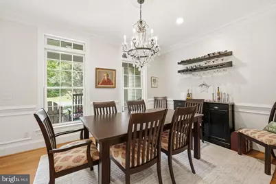 914 Plum Street SW, Vienna, VA 22180 - Photo 6