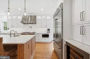 914 Plum St SW, Vienna, VA 22180 - Photo 12