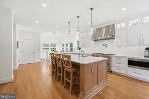 914 Plum St SW, Vienna, VA 22180 - Photo 10