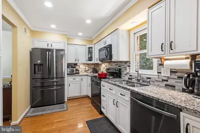 9415 Park Hunt Court, Springfield, VA 22153 - Photo 14