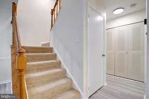 14366 Havener House Ct, Centreville, VA 20120 - Photo 10