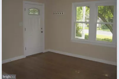 2853 Fairmont Street, Falls Church, VA 22042 - Photo 4