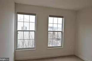 14243 Glade Spring Dr, Centreville, VA 20121 - Photo 14