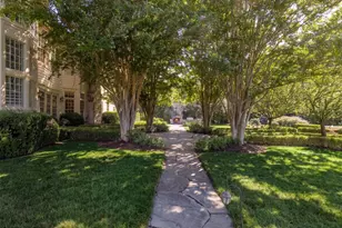 1205 Towlston Rd, Great Falls, VA 22066 - Photo 4