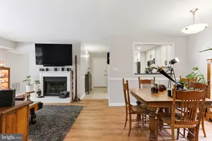 2205 Hunters Run Dr, Reston, VA 20191 - Photo 14