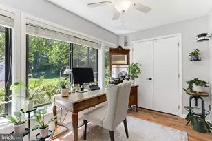 2205 Hunters Run Dr, Reston, VA 20191 - Photo 18