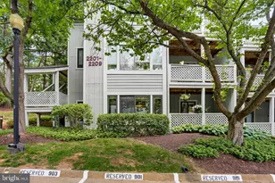 2205 Hunters Run Dr, Reston, VA 20191 - Photo 42