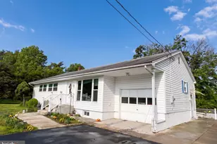 7108 Ordway Rd, Centreville, VA 20121 - Photo 1
