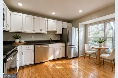 2991 Braxton Wood Court, Fairfax, VA 22031 - Photo 6