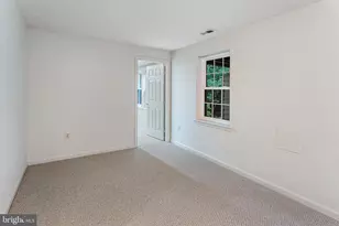 8810 Telegraph Crossing Ct, Lorton, VA 22079 - Photo 32