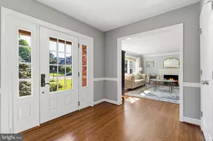 6302 Long Meadow Rd, McLean, VA 22101 - Photo 4