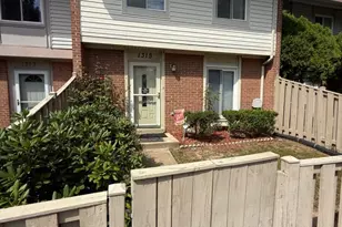 1315 Springtide Pl, Herndon, VA 20170 - Photo 2