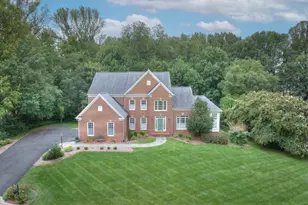 11689 Caris Glenne Dr, Herndon, VA 20170 - Photo 1