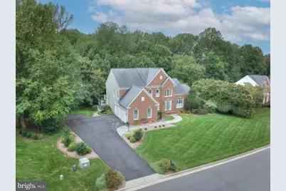 11689 Caris Glenne Drive, Herndon, VA 20170 - Photo 2