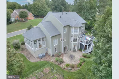 11689 Caris Glenne Drive, Herndon, VA 20170 - Photo 6