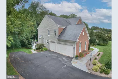 11689 Caris Glenne Drive, Herndon, VA 20170 - Photo 12
