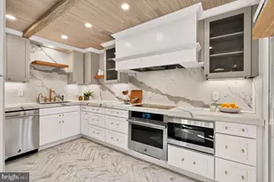 6674 Midhill Pl, Falls Church, VA 22043 - Photo 8