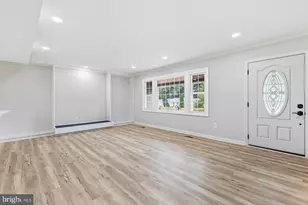 13117 Melville Ln, Fairfax, VA 22033 - Photo 4
